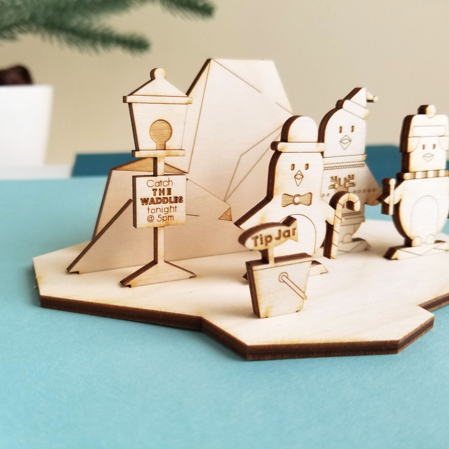 Holiday Penguins Wood CardScape