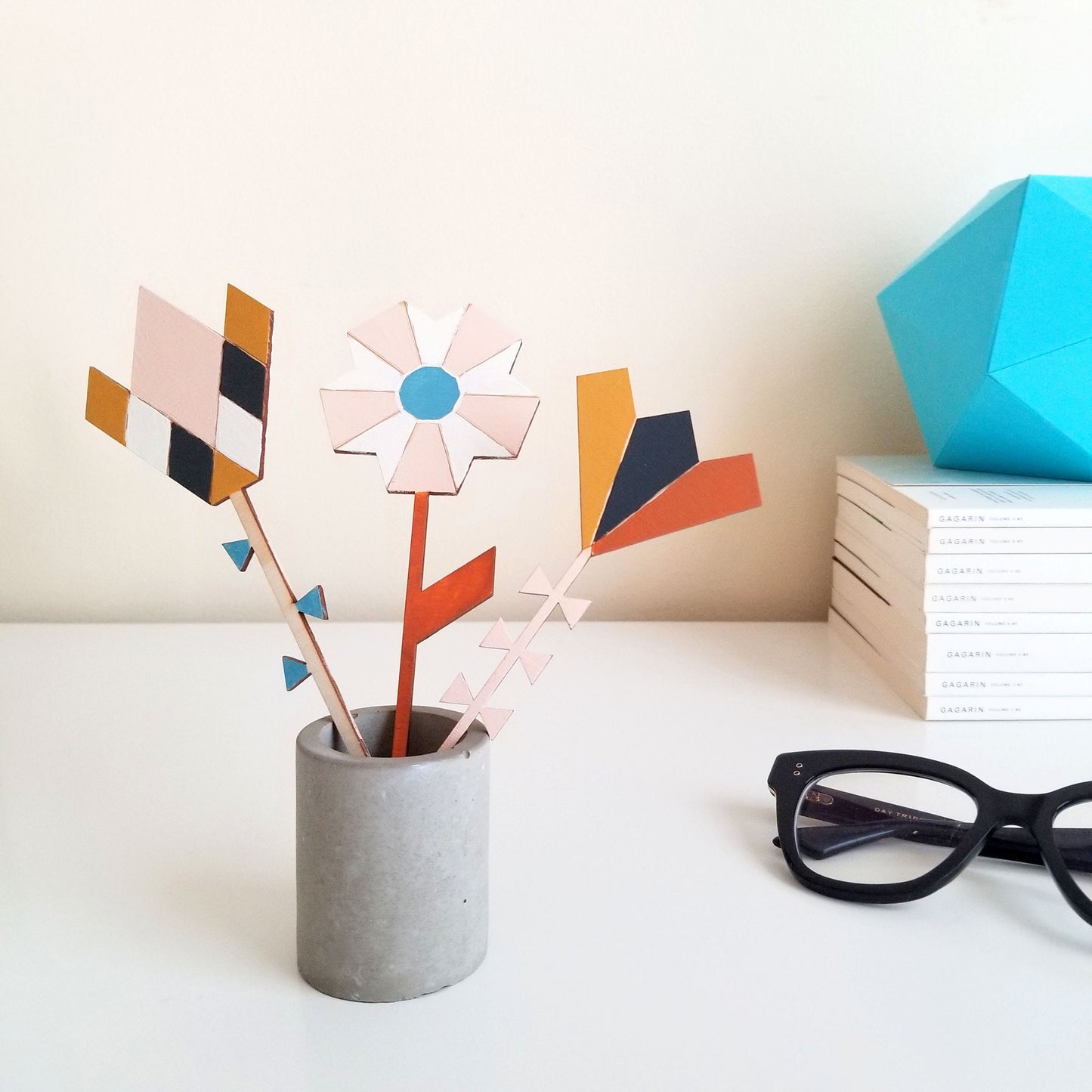 Geometric Wood Flowers Paint Kit